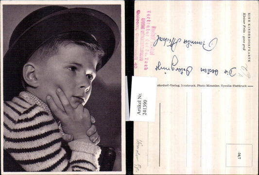 241390,SOS Kinderdorf 54/7 Kleiner Fritz ganz groß Junge m. Hut Portrait