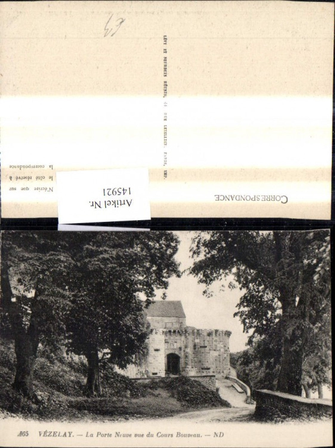 145921,Vezelay La Porte Neuve vue du Cours Bouveau