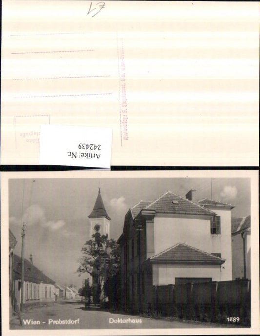 242439,Wien Probstdorf Doktorhaus Kirchenturm Straßenansicht