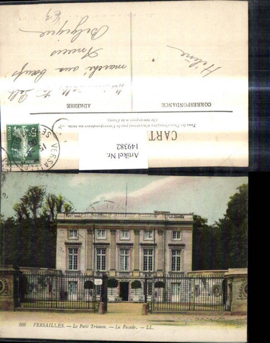 149382,Versailles Le Petit Trianon La Facade pub LL 208