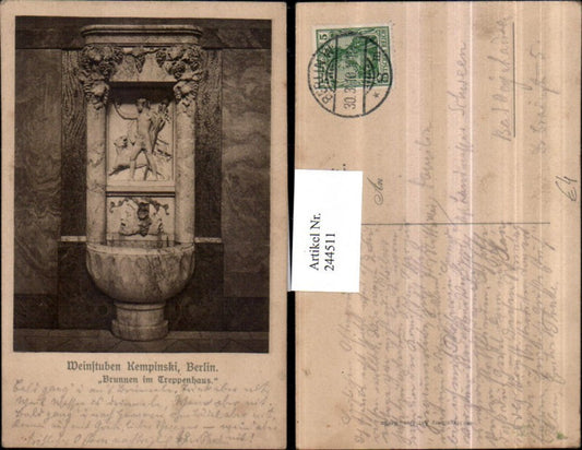 244511,Berlin Weinstuben Kempinski Brunnen im Treppenhaus