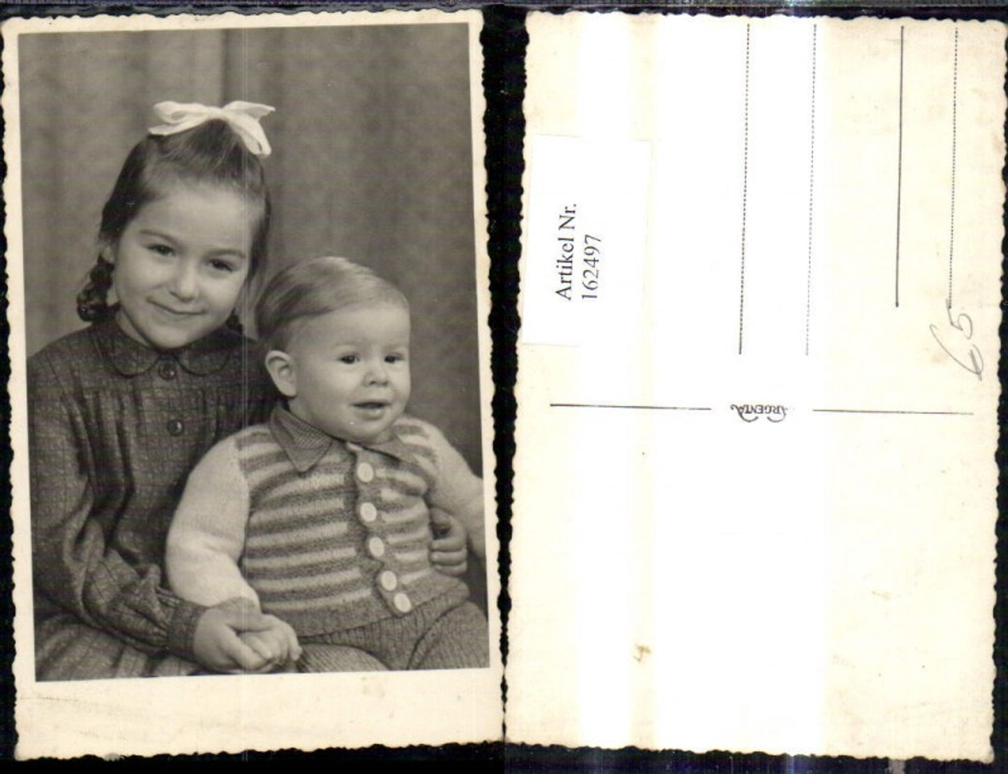 162497,Foto Ak Mädchen m. kleinem Bruder Kinder Haarschleife