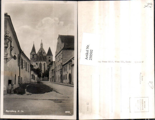 250502,Eggenburg Straßenansicht Kirche