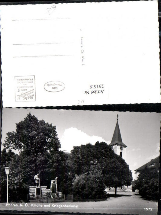 251618,Hadres Kirche u. Kriegerdenkmal