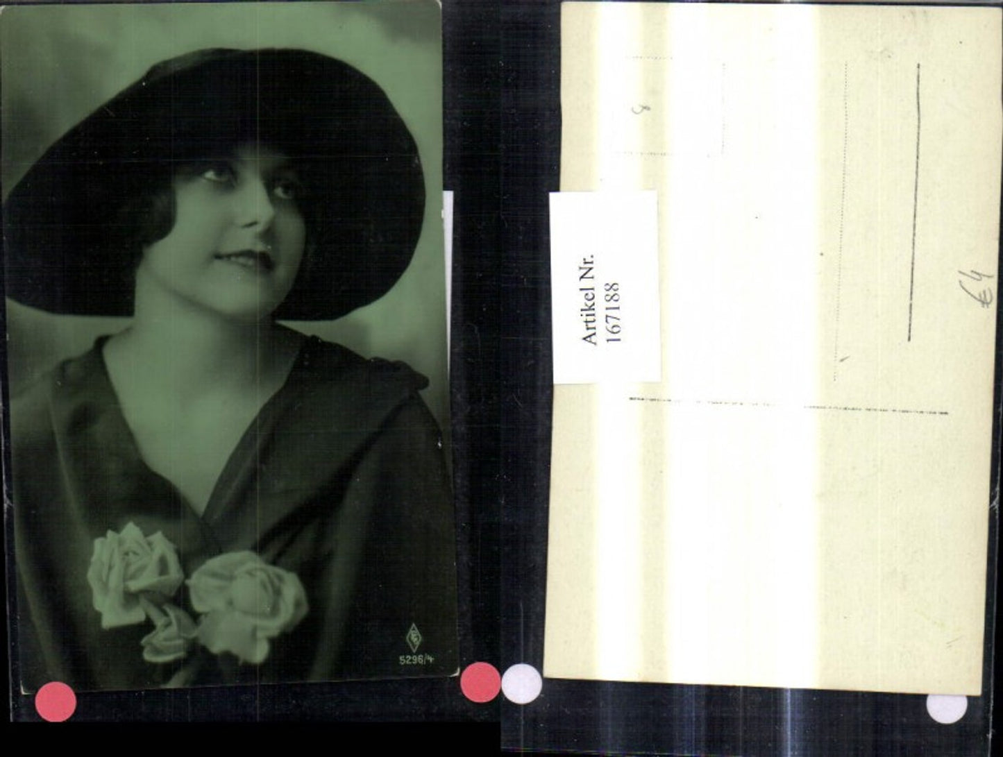 167188,Frau mit Hut Blumen Rosen a. Kleid