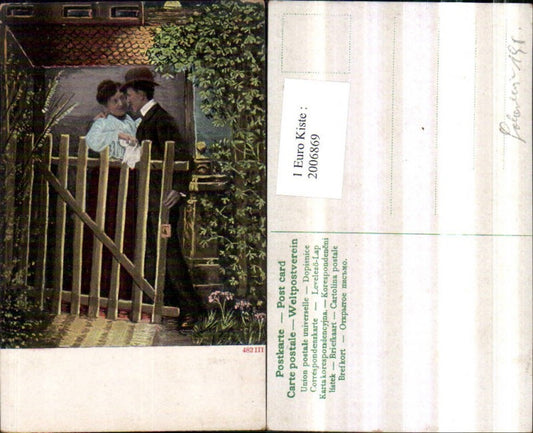 2006869,Liebe Liebespaar Mann m. Hut Anzug Frau m. Bluse Rock Tuch Gartentür