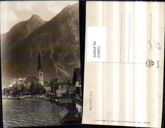 254051,Foto AK Hallstatt Teilansicht Kirche