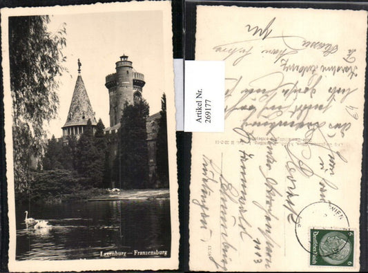 269177,Schloss Laxenburg Franzensburg Teich Schwäne Schlossteich