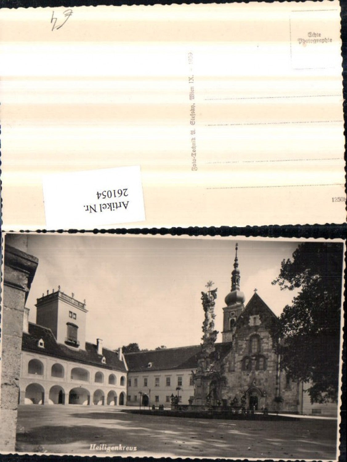 261054,Heiligenkreuz Stift Kloster Dreifaltigkeitssäule