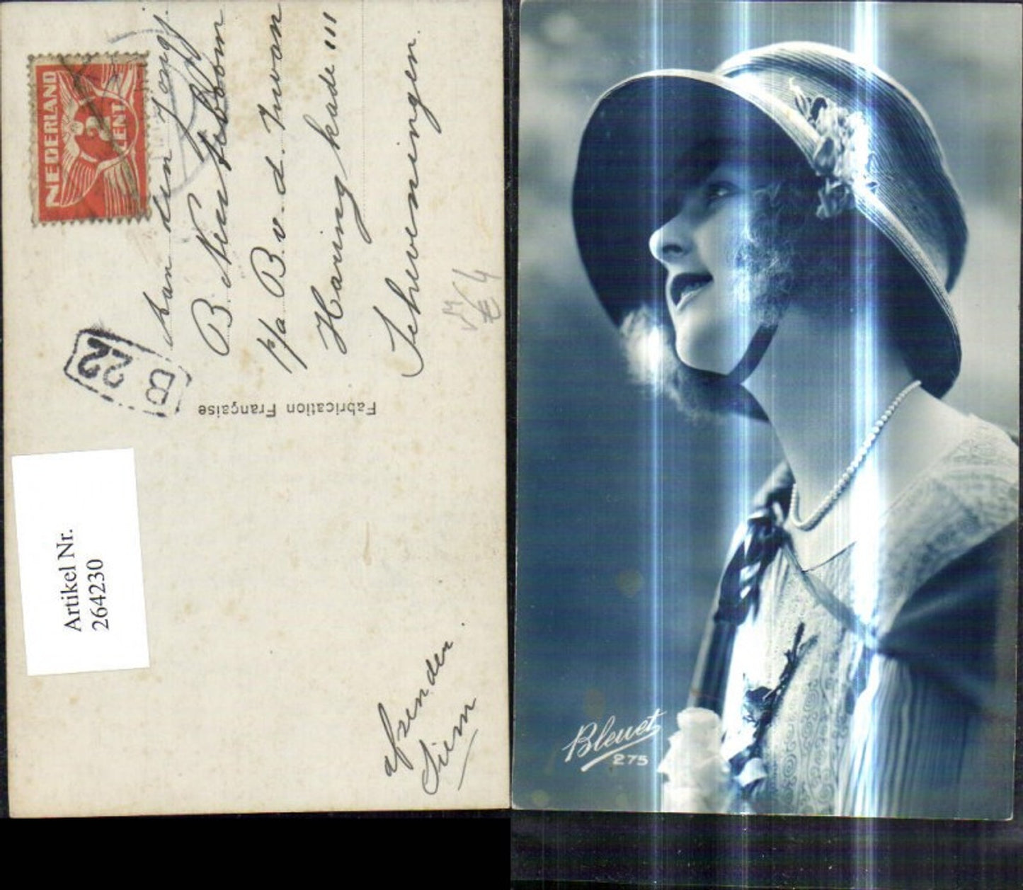 264230,Frau m. Hut Perlenkette Halskette pub Bleuet 275