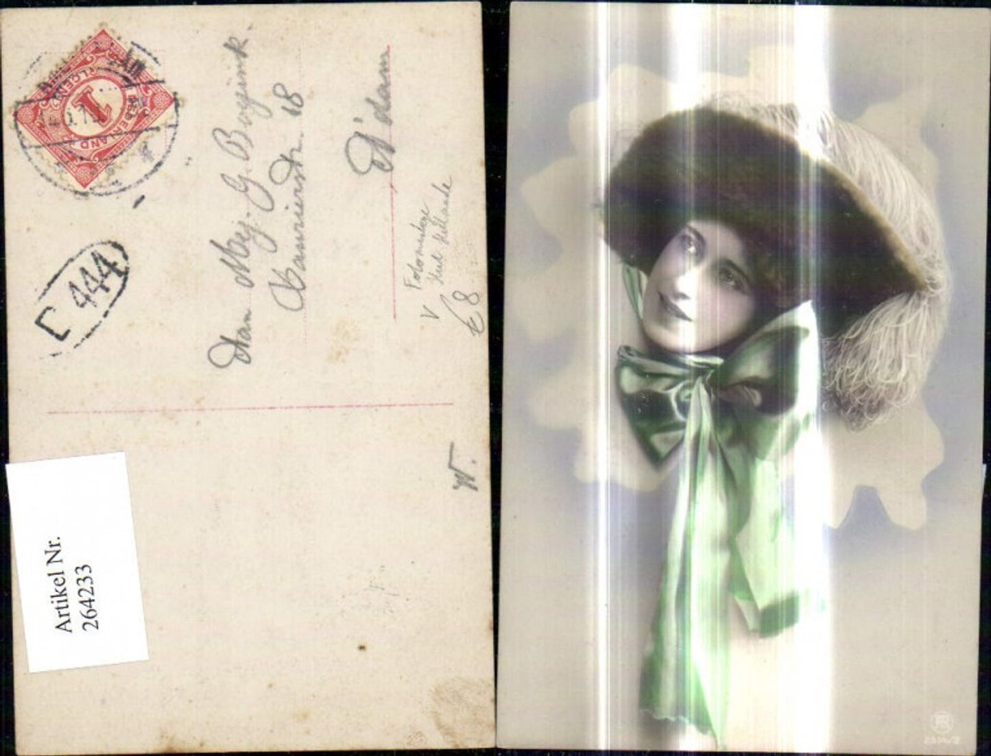264233,Fotomontage Kopf v. Frau m. Hut Schleife Hutmode schaut durch Leinwand pub RPH 2314/2