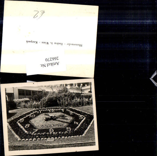 266270,Foto Baden b. Wien Kurpark Blumenuhr