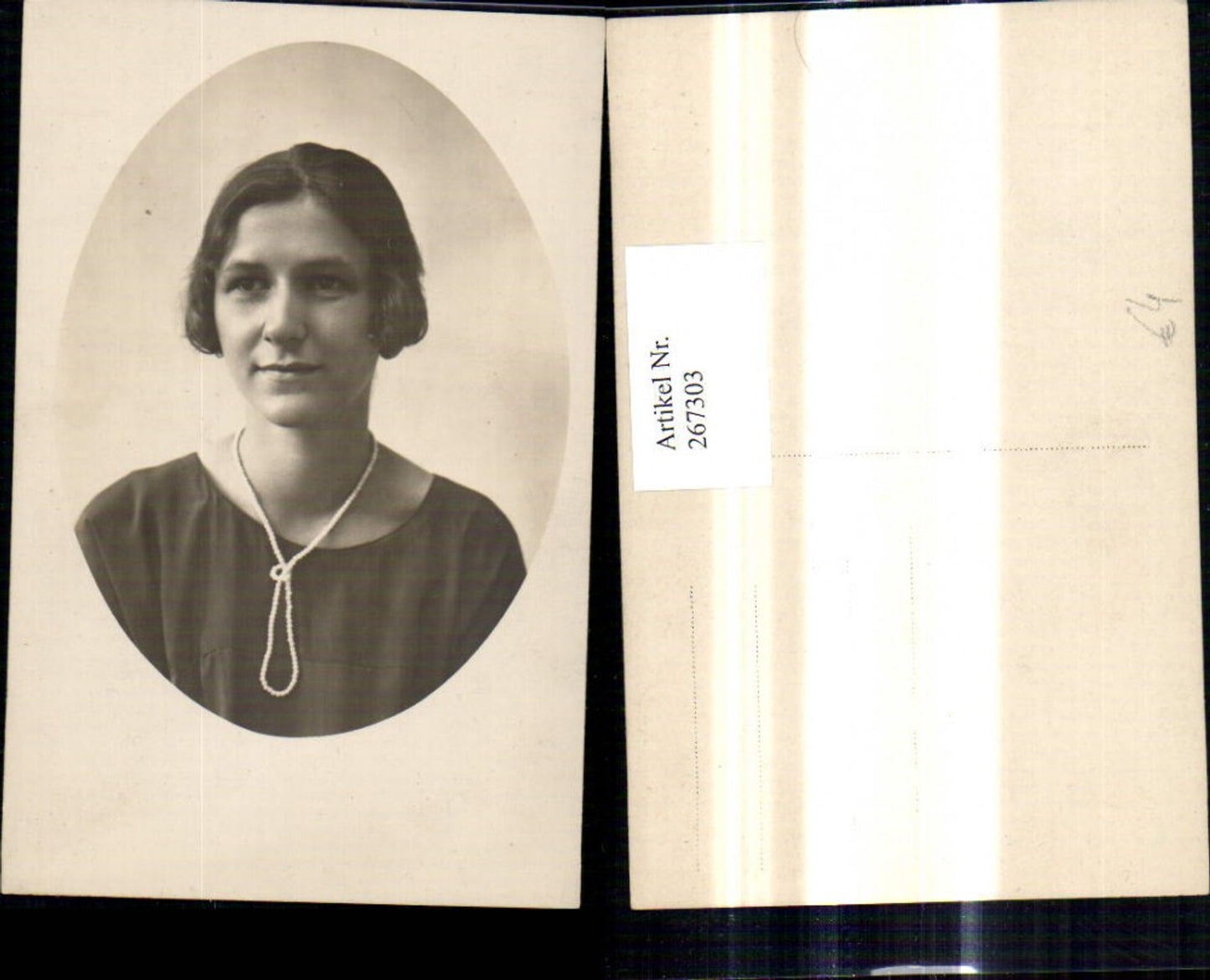267303,Foto Ak Frau Perlenkette Schmuck Portrait Passepartout