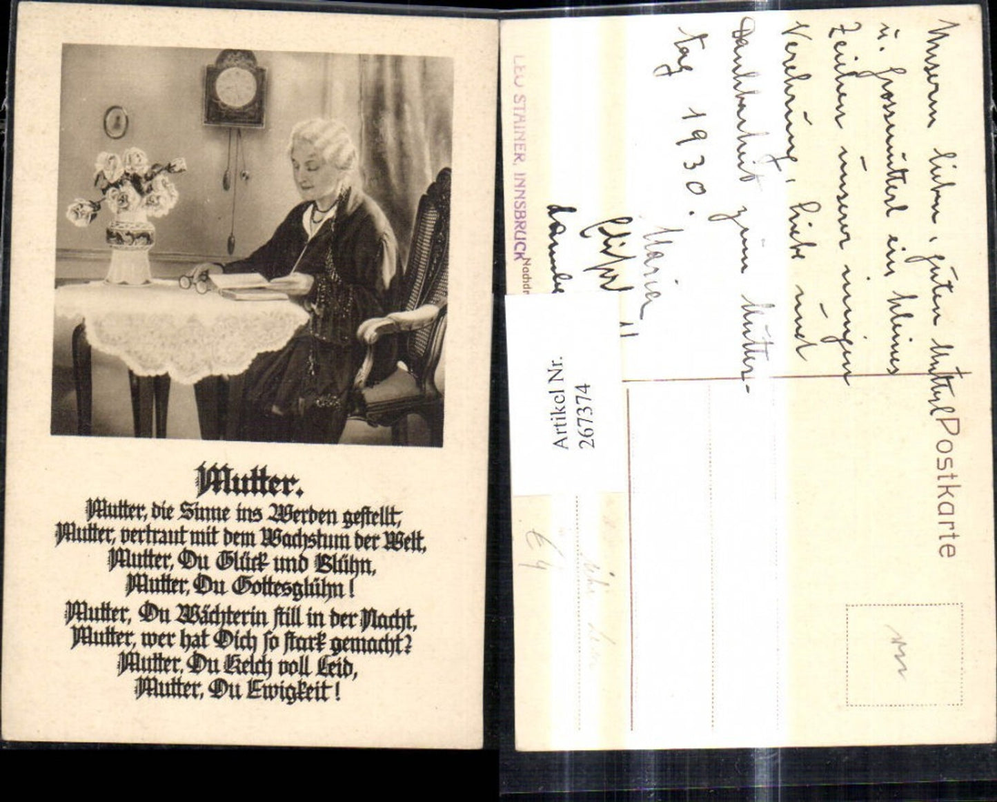 267374,Frau liest Buch a. Tisch Lesen Mutter Text Uhr Pendeluhr