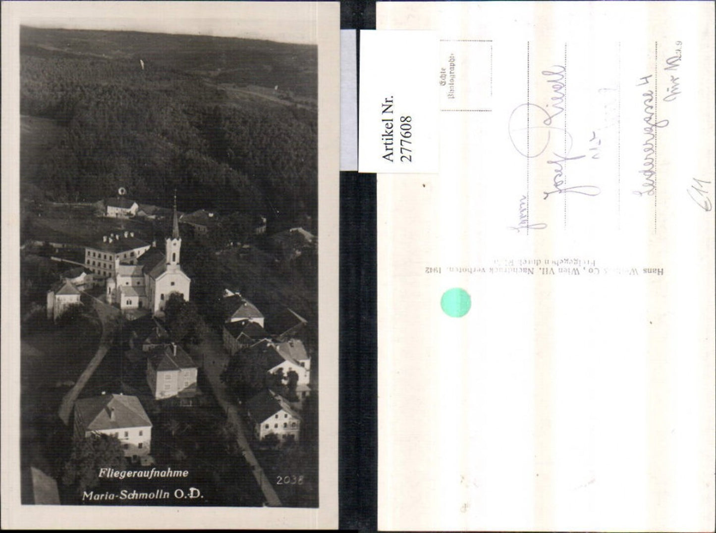 277608,Maria Schmolln Totale Kirche Fliegeraufnahme