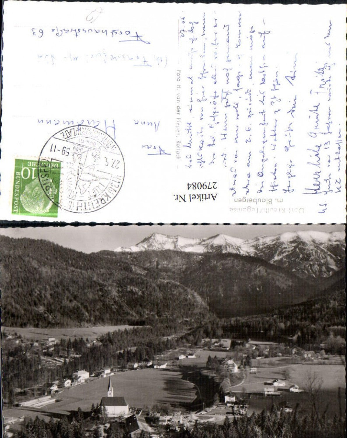 279084,Dorf Kreuth im Tegernseertal Totale m. Blaubergen Bergkulisse