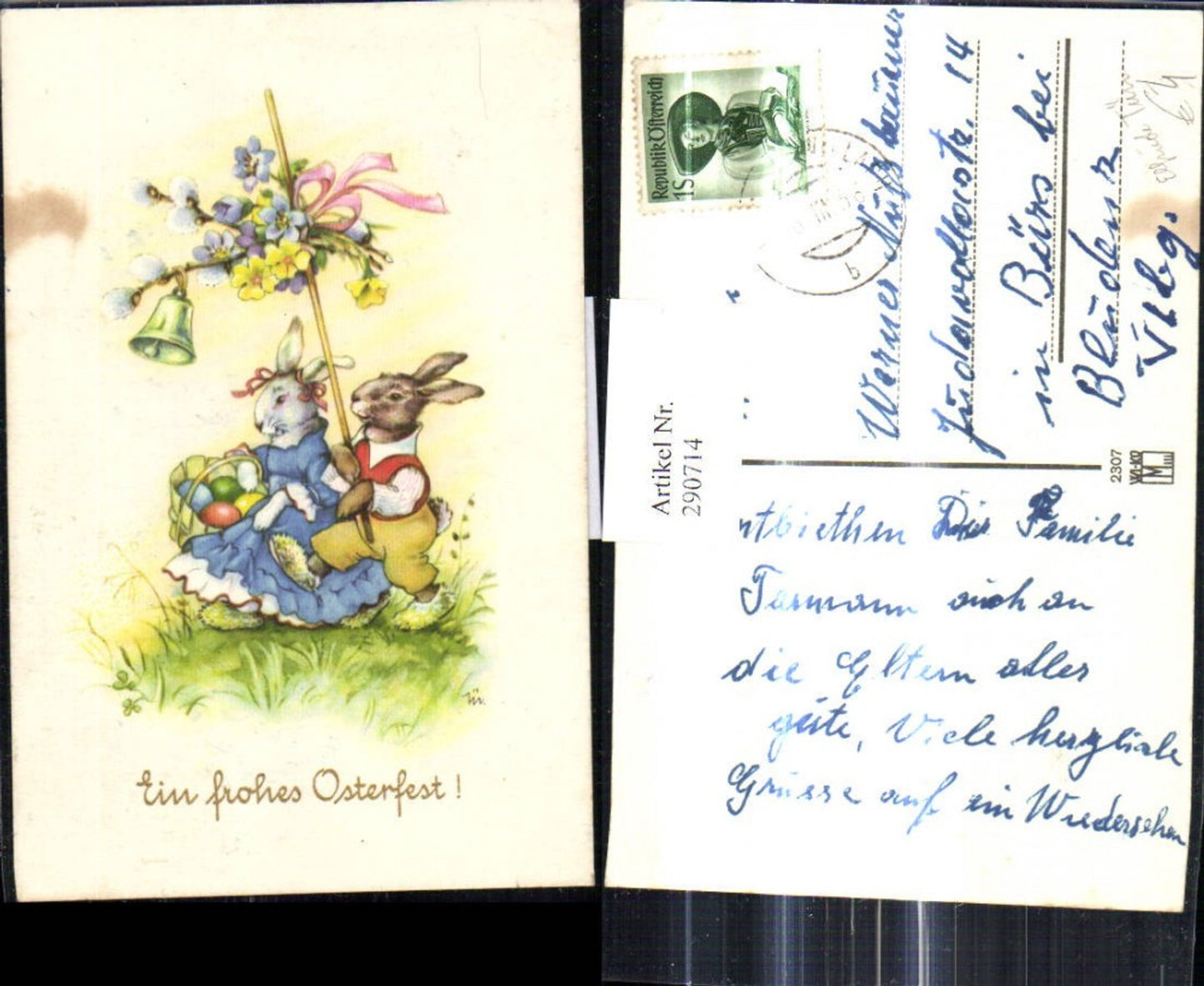 290714,Künstler Ak Elfriede Türr Ostern Hasenpaar vermenschlicht Korb Ostereier Eier Glocke Blumen a. Stock