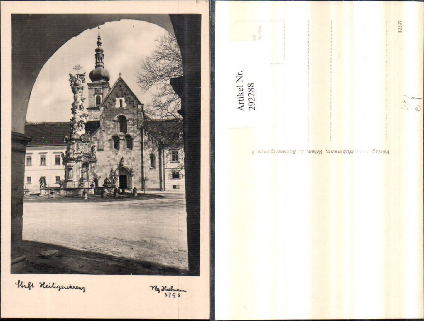 292288,Stift Heiligenkreuz Dreifaltigkeitssäule pub Foto Hubmann 3798