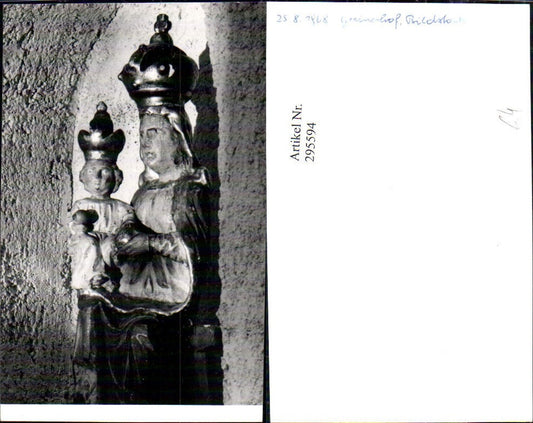 295594,Foto Greinerhof b. Edlach Bildstock Detailansicht Madonna
