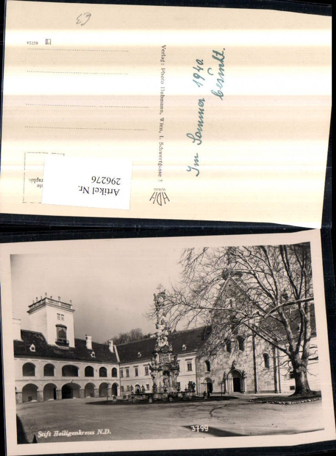 296276,Stift Heiligenkreuz Hof Pestsäule Kirche Arkaden pub Foto Hubmann 3799