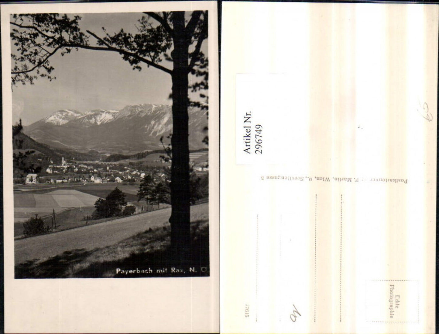 296749,Payerbach Totale m. Rax Bergkulisse