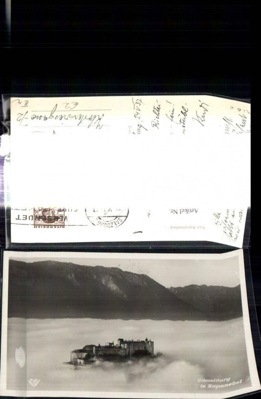 303137,Hohensalzburg Festung i. Morgennebel v. Kapuzinerberg