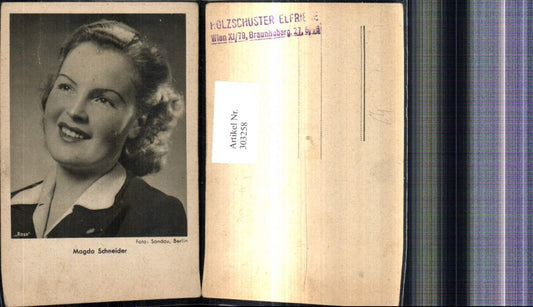 303258,Magda Schneider Schauspielerin pub Ross