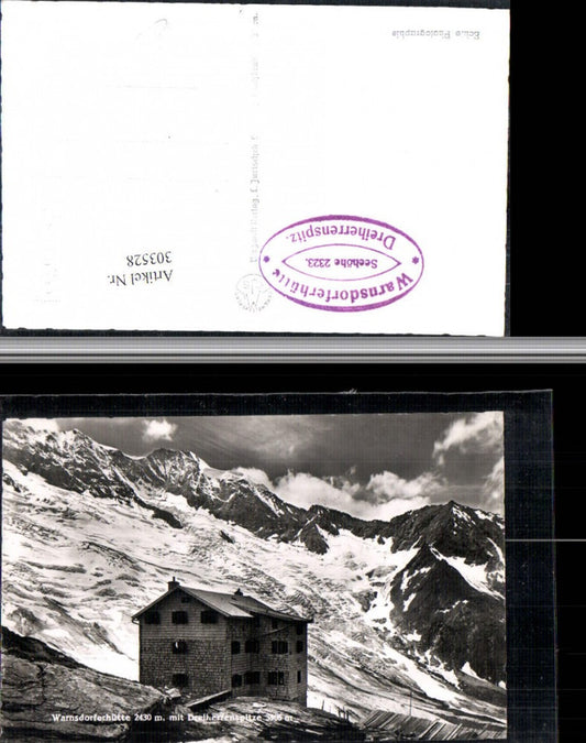 303528,Warnsdorferhütte Berghütte m. Dreiherrenspitze Bergkulisse b. Krimml