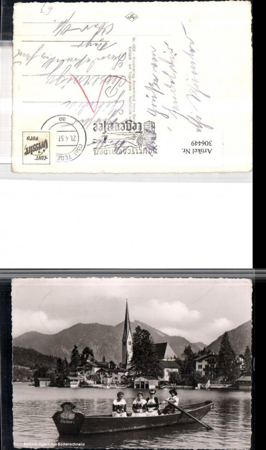 306449,Rottach-Egern Teilansicht Kirche m. Bodenschneid Boot Ruderboot Frauen in Tracht