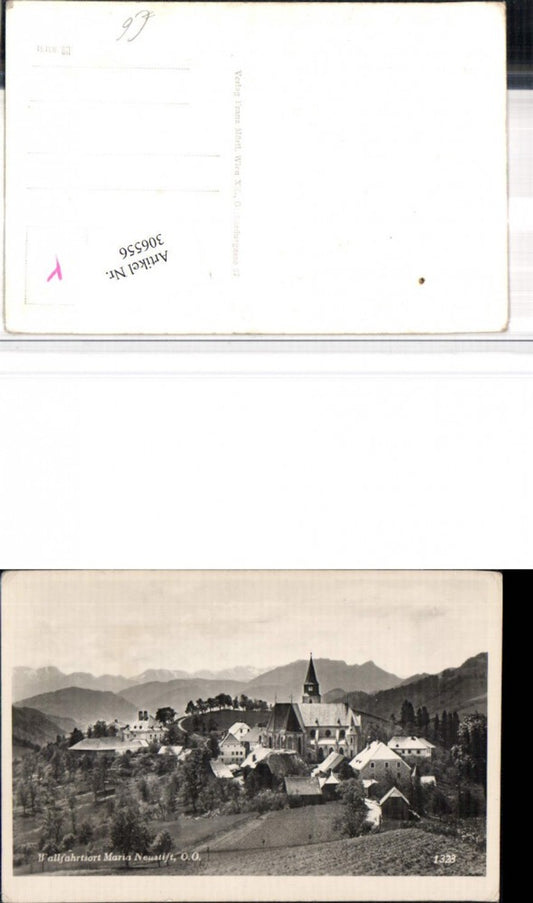 306556,Maria Neustift Totale Kirche Bergkulisse