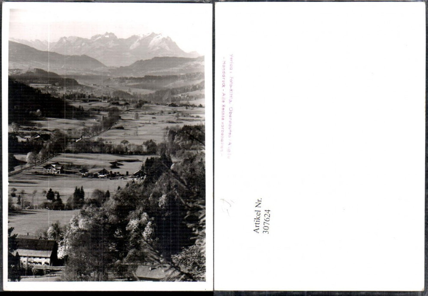 307624,Fotokunst Oberstaufen im Allgäu Bergkulisse pub Foto Rittig