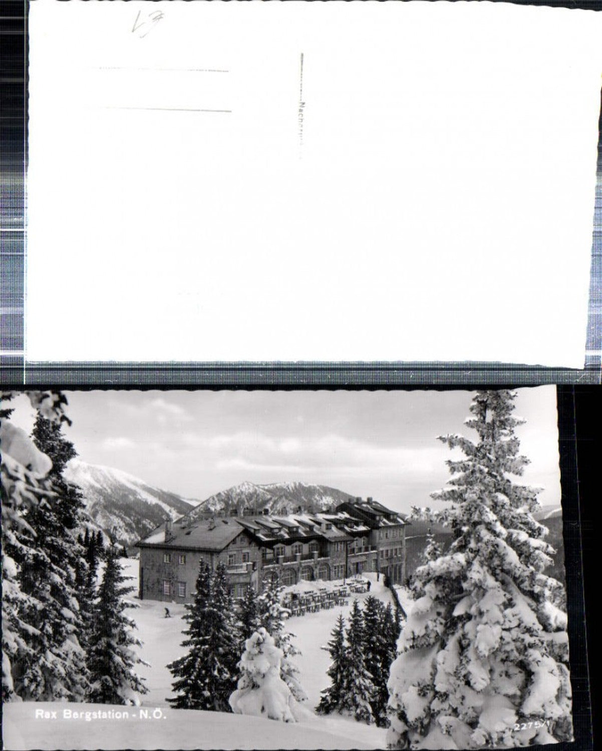 309125,Rax Bergstation der Seilbahn b. Reichenau Bergkulisse Winterbild