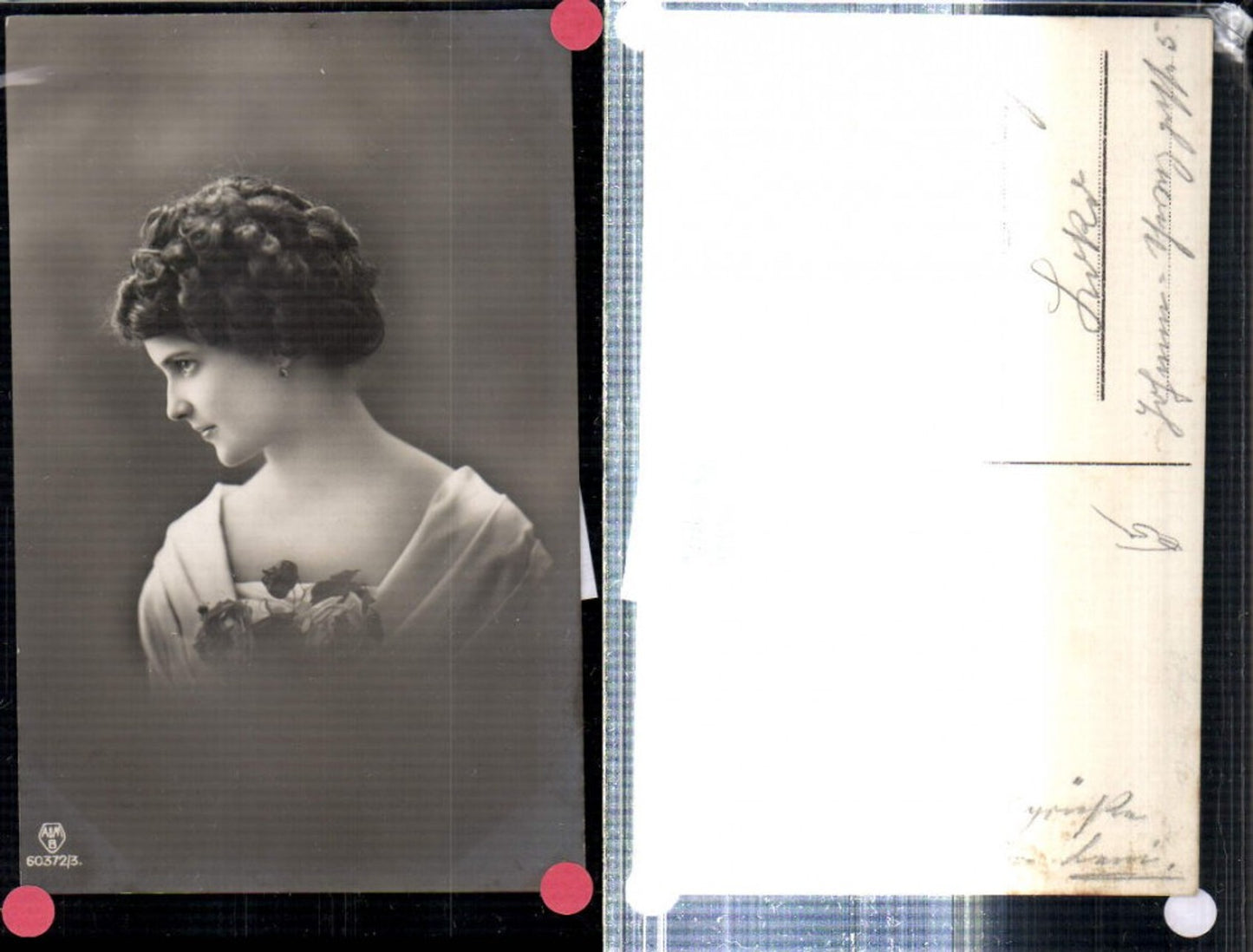 309293,Foto AK Frau m. Ohrring Stola Portrait Blumen