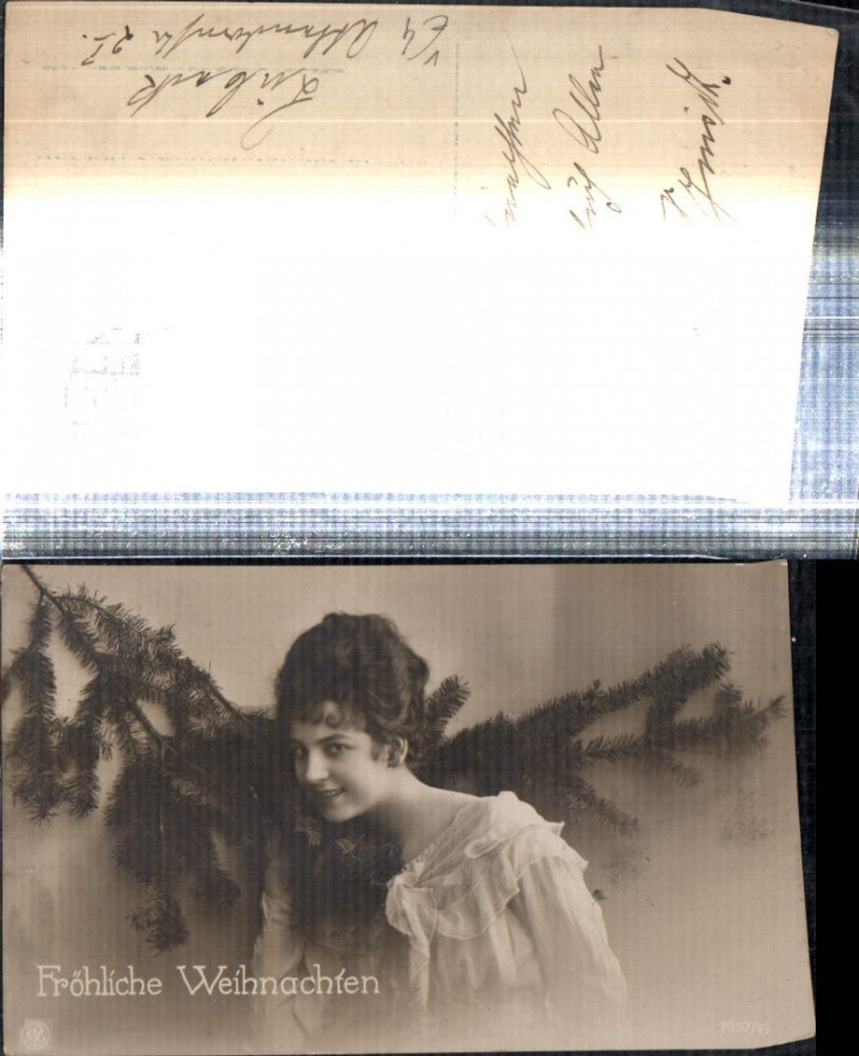 309324,Weihnachten Frau Portrait Tannenzweig pub NPG 7037/6