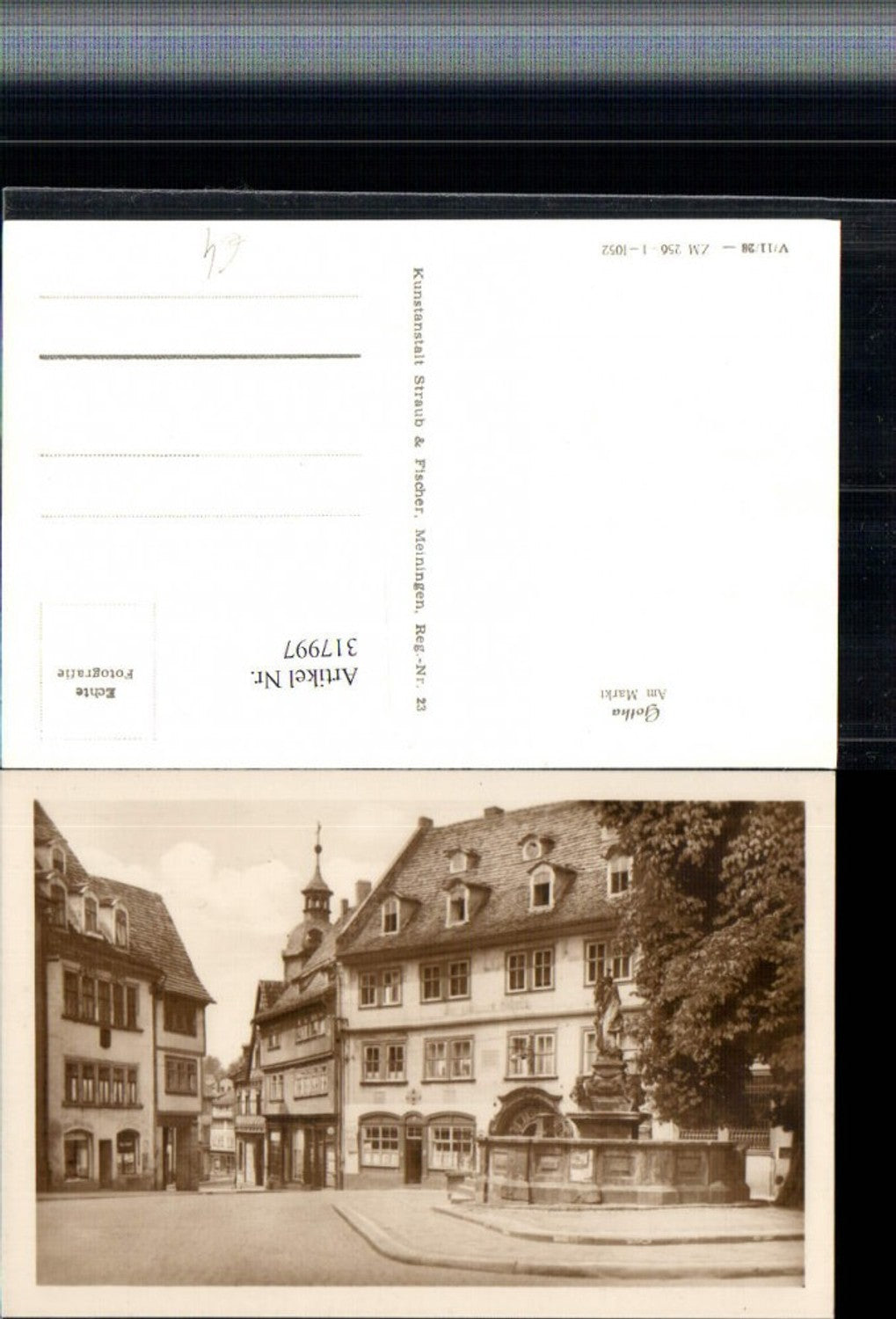 317997,Gotha Am Markt Brunnen Straßenansicht