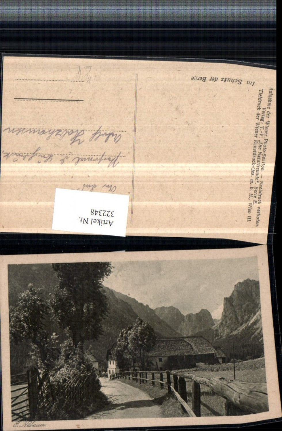 322348,Künstler AK E. Nebauer Wegpartie Haus Bergkulisse