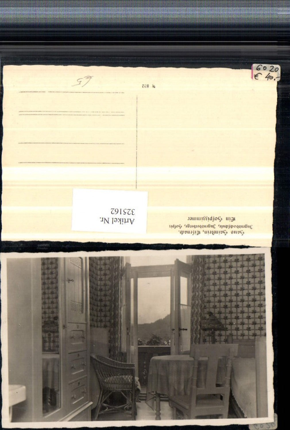 325162, Eisenach Haus Hainstein Hospice room interior view