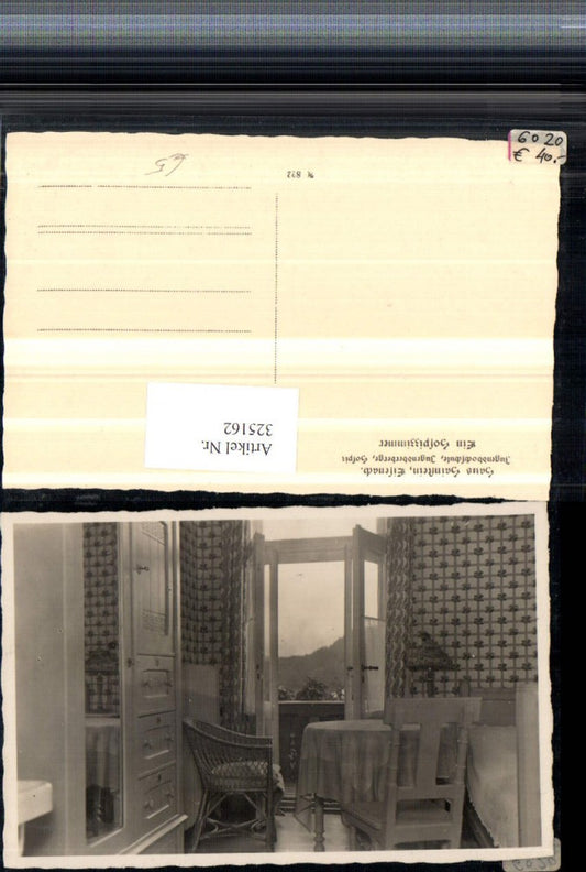 325162, Eisenach Haus Hainstein Hospice room interior view