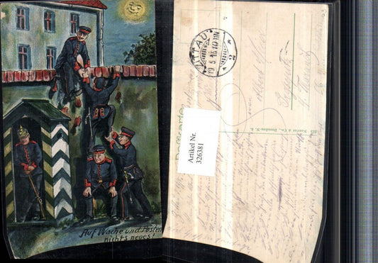 326381,Künstler AK Scherz Humor Wache Posten Soldaten Mauer klettern Mondgesicht