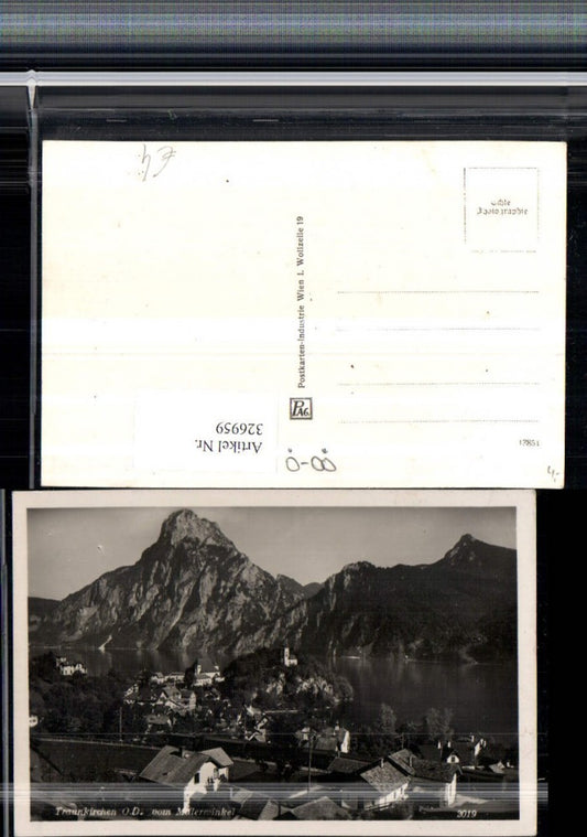 326959,Traunkirchen Totale vom Malerwinkel m. Traunstein Bergkulisse