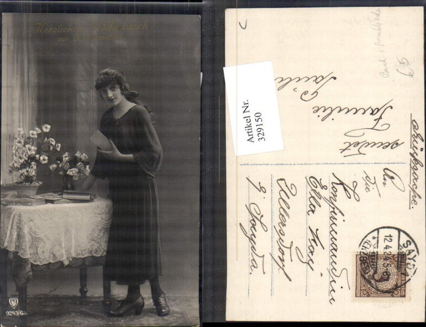 329150,Foto Ak Frau Buch Ansichtskarten Konfirmation Lesen