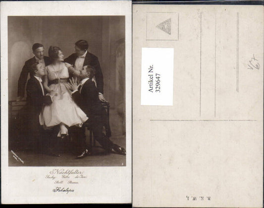 329647,Foto Ak Suchy Götz De Jari Stoll Strauss i. Nachtfalter Schauspieler Sänger pub B.K.W.I.
