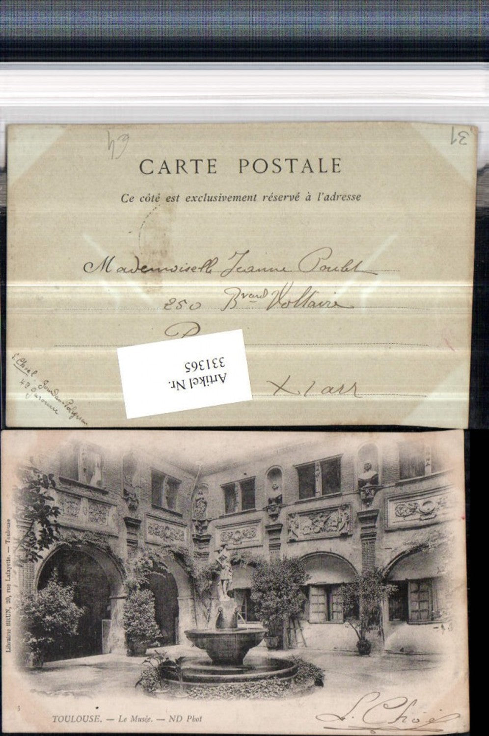 331365,Midi-Pyrenees Haute-Garonne Toulouse Le Musee Museum Brunnen