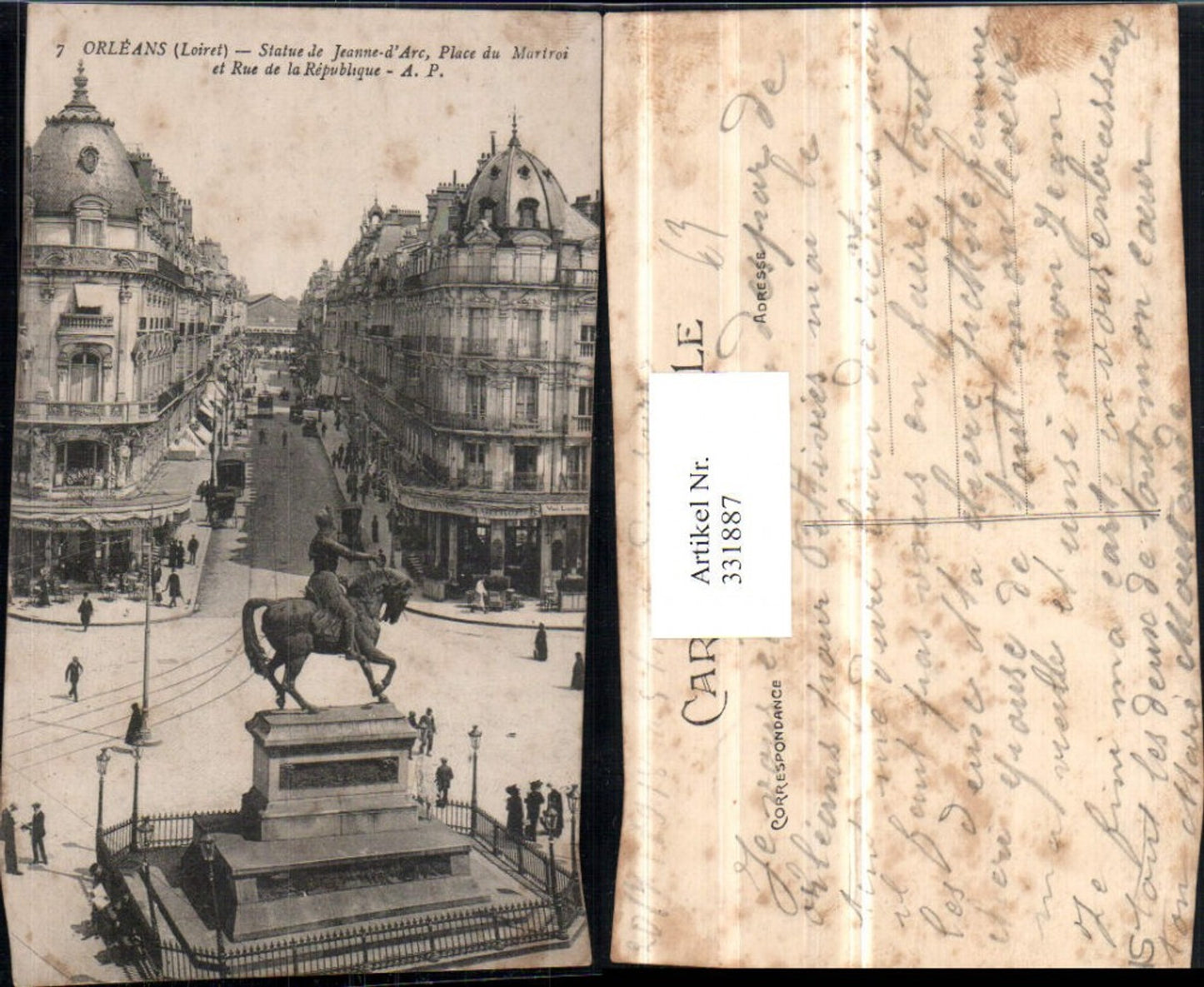 331887,Centre Loiret Orleans Statue de Jeanne d'Arc Place du Martroi et Rue de la Republique