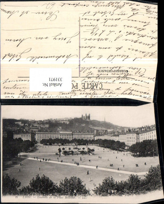 331971,Rhone-Alpes Rhone Lyon Ensemble de la Place Bellecour Teilansicht Platz Denkmal