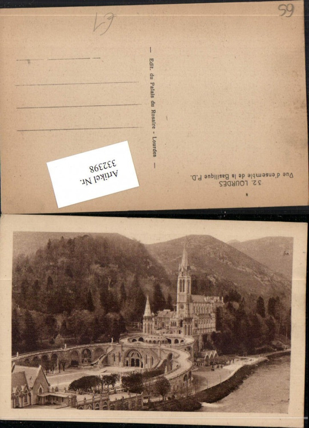 332398,Midi-Pyrenees Hautes-Pyrenees Lourdes Vue d'ensemble de la Basilique Kirche