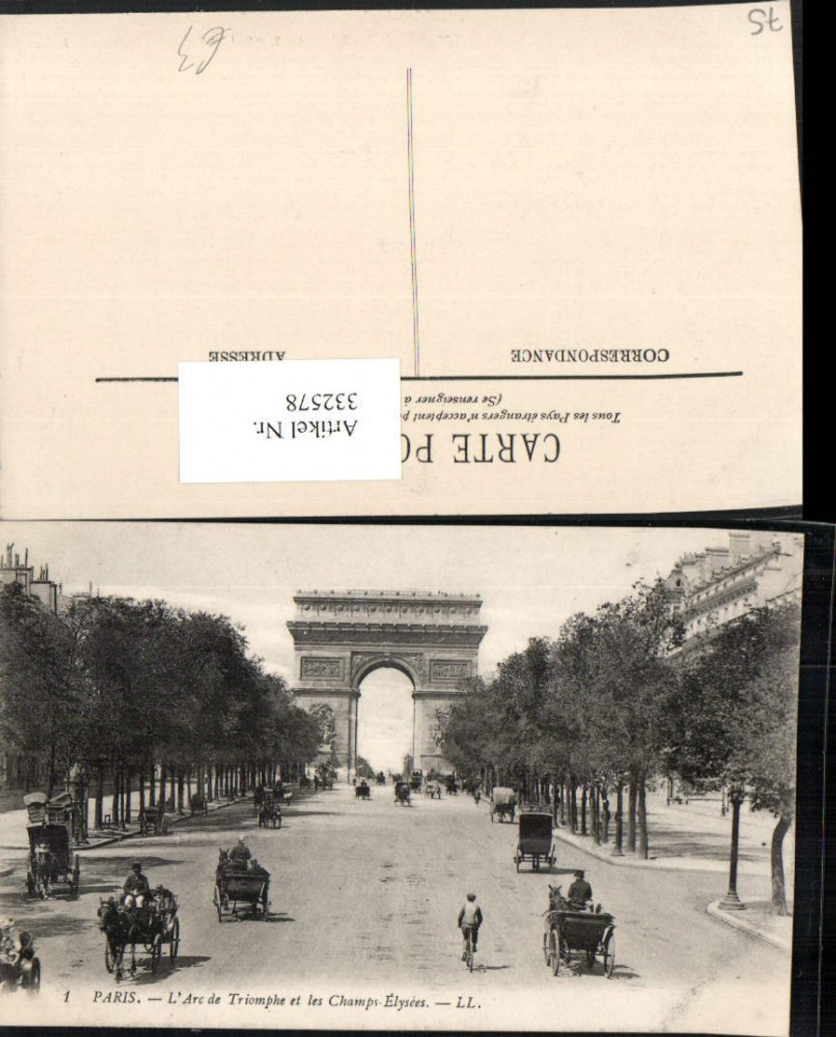 332578,Ile-de-France Paris L'Arc de Triomphe et les Champs-Elysees Triumphbogen Kutschen