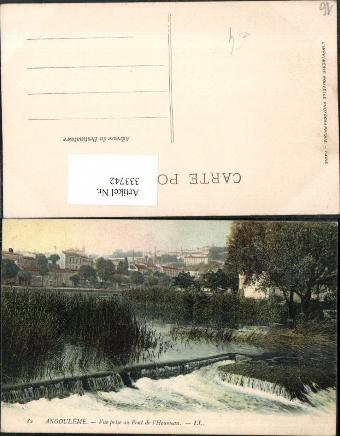 333742,Poitou-Charentes Charente Angouleme Vue prise au Pont de l'Houmeau Wehr