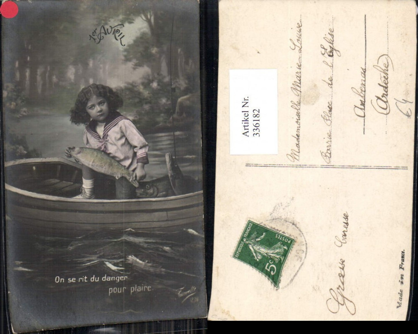 336182,Kind Kinder Bub Junge Uniform Matrosenanzug Boot Fische Spruch