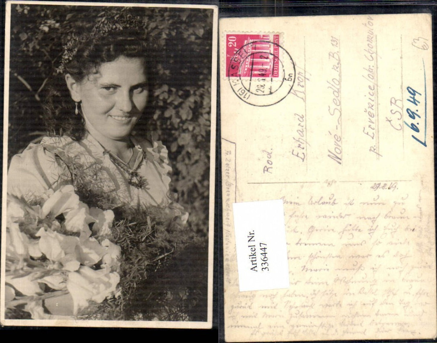 336447,Foto Ak Frau Portrait Kranz i. Haar Blumenstrauß
